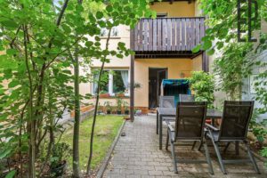 Terrasse mit Balkon