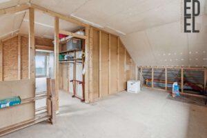 Ausbaureserve im Dachgeschoss mit Balkon